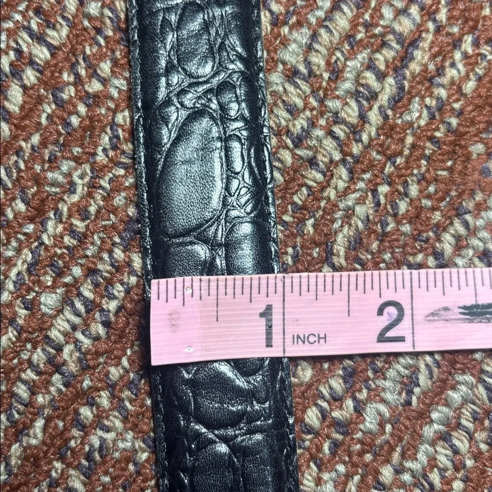 Vintage peterborough Row Black Leather Belt Gold Buckle alligator embossed 36